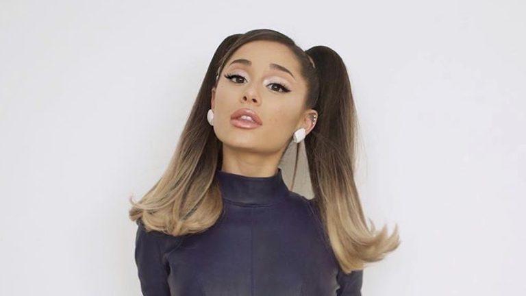 Ariana Grande to star in film adaptation of Wicked