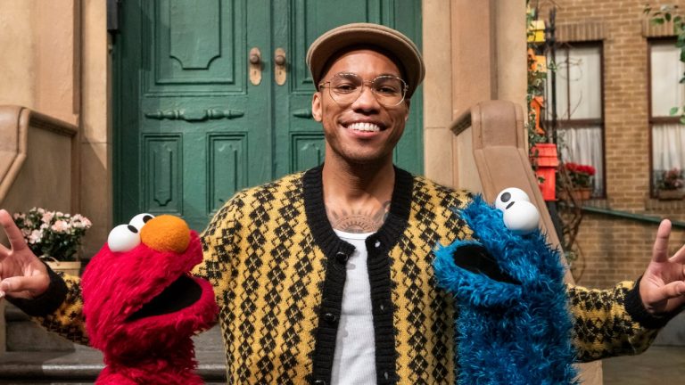 Anderson .Paak Sings With Elmo and Cookie Monster on Sesame