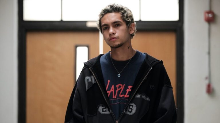 Is Elliot ‘Euphoria’s Least Problematic Character? Pros & Cons to
