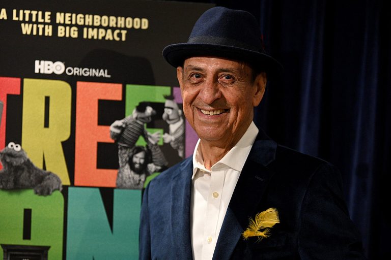 Emilio Delgado, ‘Sesame Street’s Luis, Dies at 81